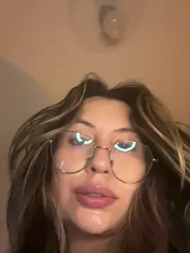 marie2  online show from 03-17-25, 02:41