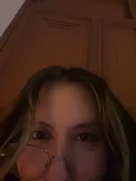 marie2  online show from 03-18-25, 06:25