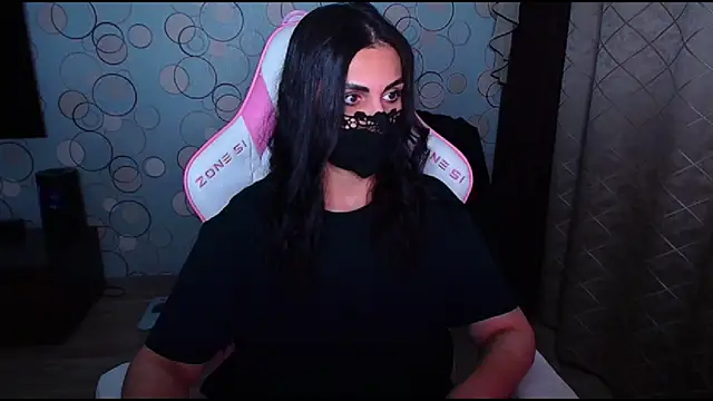   Yasmina   online show from 10-21-25, 02:56