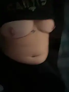 Everlyrose27 online show from 09-30-25, 02:22