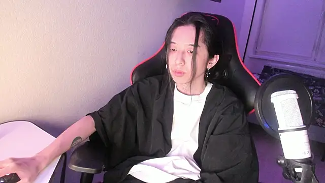 Snapshot of wexlee7 chatting on 02-25-26, 10:52 wexlee7 online show from 02-25-26, 10:52