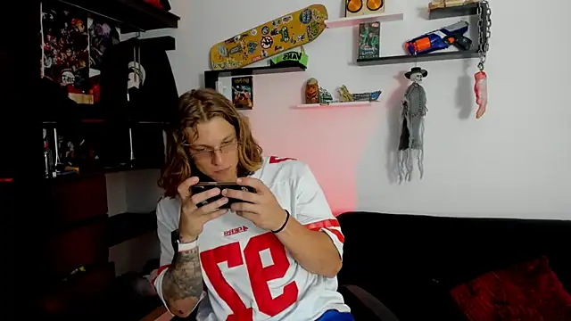 Tom Krakow online show from 12-06-24, 07:12