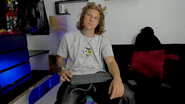 Tom Krakow online show from 01-11-25, 07:16