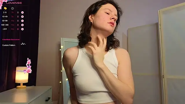 Snapshot of Dana_Magicall chatting on 02-07-25, 02:26 Dana Magicall online show from 02-07-25, 02:26