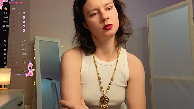 Snapshot of Dana_Magicall chatting on 02-19-25, 11:28 Dana Magicall online show from 02-19-25, 11:28