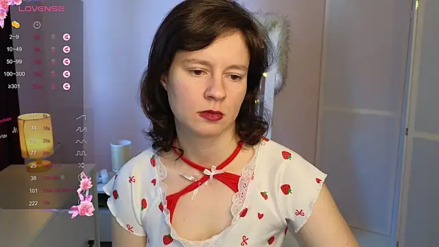 Snapshot of Dana_Magicall chatting on 09-25-25, 12:53 Dana Magicall online show from 09-25-25, 12:53