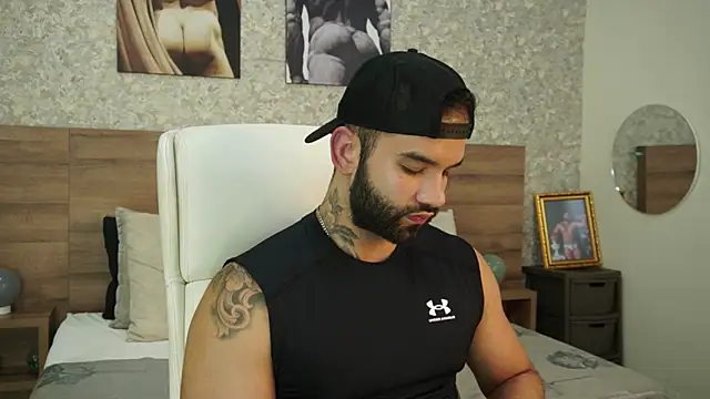 Snapshot of MarkHazze chatting on 02-26-25, 12:27 MarkHazze online show from 02-26-25, 12:27