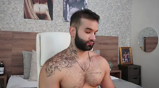 Snapshot of MarkHazze chatting on 03-17-25, 12:52 MarkHazze online show from 03-17-25, 12:52