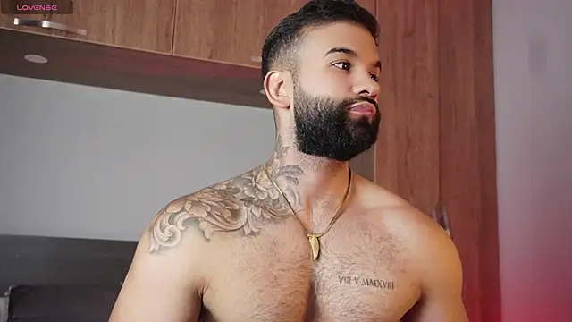 Snapshot of MarkHazze chatting on 10-01-25, 01:00 MarkHazze online show from 10-01-25, 01:00