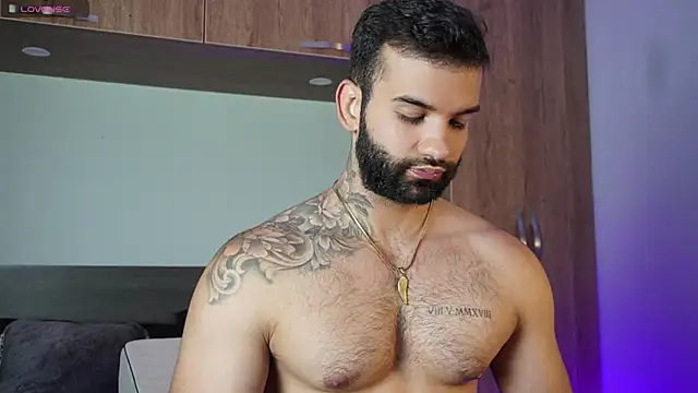 Snapshot of MarkHazze chatting on 10-11-25, 11:25 MarkHazze online show from 10-11-25, 11:25