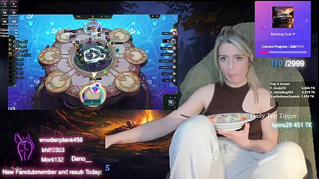 Snapshot of Lisaonthemoon chatting on 01-12-25, 02:56 Lisaonthemoon online show from 01-12-25, 02:56