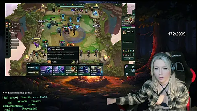 Snapshot of Lisaonthemoon chatting on 02-03-25, 12:25 Lisaonthemoon online show from 02-03-25, 12:25