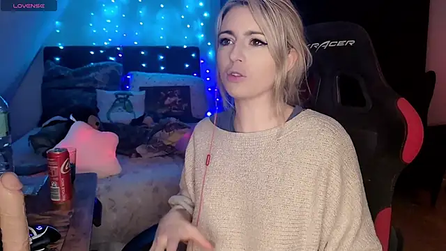 Lisaonthemoon online show from 05-07-26, 05:07