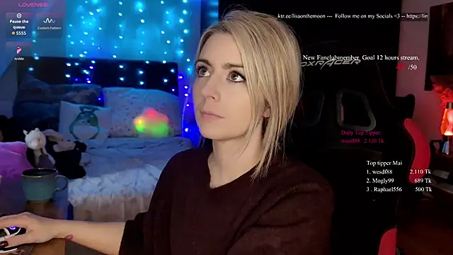 Lisaonthemoon online show from 05-20-26, 01:39