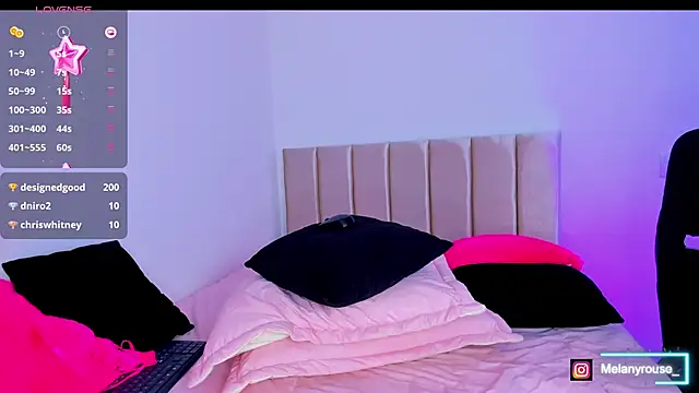 Snapshot of melanyrouse1 chatting on 02-05-25, 11:17 melanyrouse1 online show from 02-05-25, 11:17