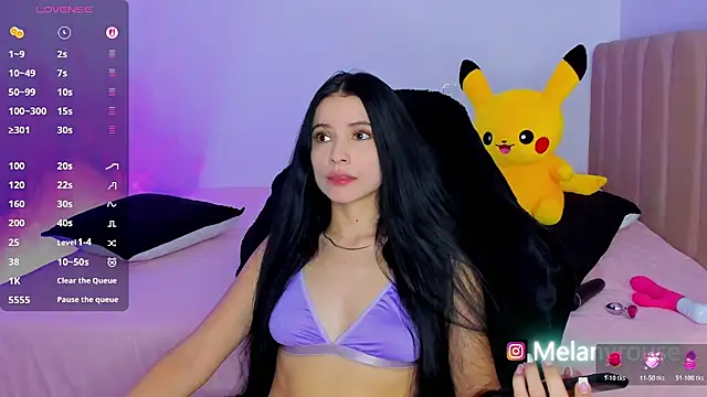 Snapshot of melanyrouse1 chatting on 10-20-25, 07:36 melanyrouse1 online show from 10-20-25, 07:36