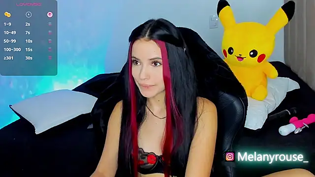 Snapshot of melanyrouse1 chatting on 10-25-25, 08:25 melanyrouse1 online show from 10-25-25, 08:25