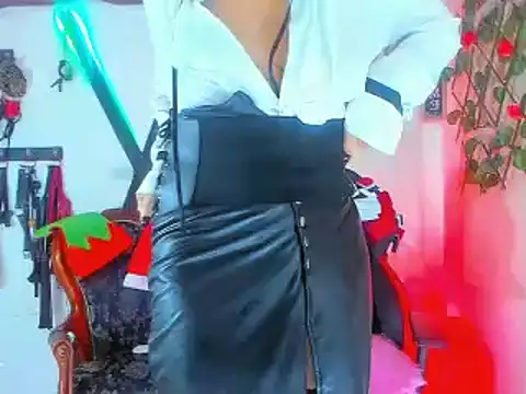 Snapshot of jena_derboo chatting on 12-26-24, 01:32 jena derboo online show from 12-26-24, 01:32
