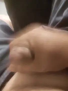 Snapshot of dredre1069 chatting on 03-23-26, 02:48 dredre1069 online show from 03-23-26, 02:48