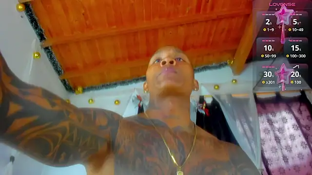 Snapshot of esteveen_ortegas_ chatting on 03-06-26, 08:49 esteveen ortegas online show from 03-06-26, 08:49