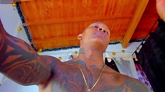 Snapshot of esteveen_ortegas_ chatting on 03-15-26, 03:18 esteveen ortegas online show from 03-15-26, 03:18