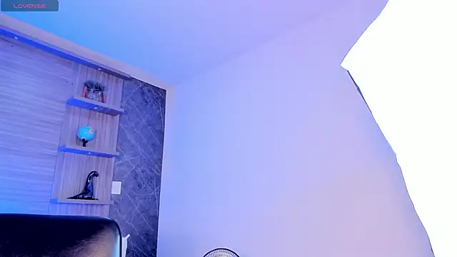 alicee smithh1 online show from 09-27-25, 07:19