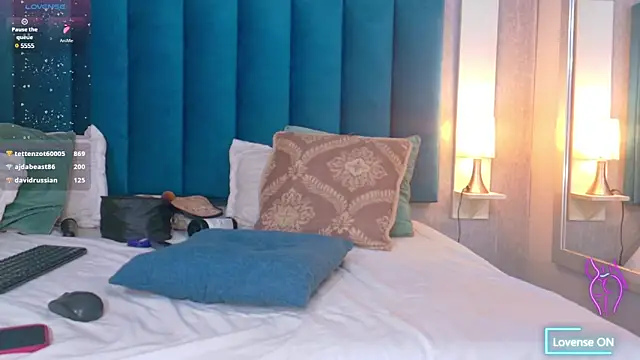 CheneellLorens online show from 03-14-25, 11:32