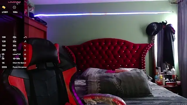 black wiidow online show from 12-31-24, 08:12