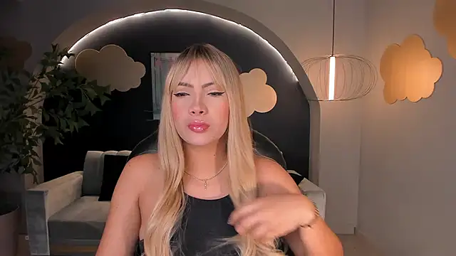 StacyEvansX online show from 01-20-25, 10:07