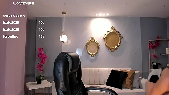 StacyEvansX online show from 02-09-25, 11:25