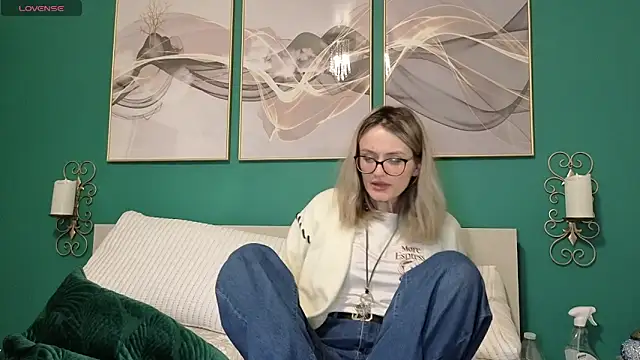 Snapshot of hotjessyca chatting on 05-01-26, 07:29 hotjessyca online show from 05-01-26, 07:29