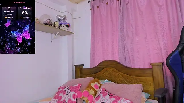 ParisShayk online show from 10-24-25, 06:04