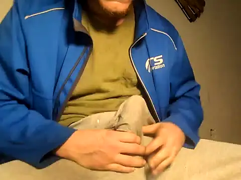 Dogz n daugthers online show from 12-18-24, 03:11