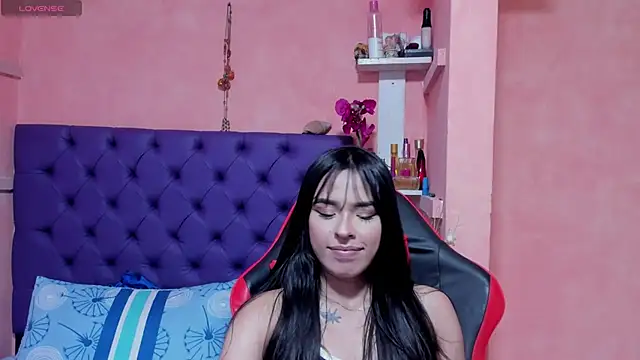 Cloeandtyfanny online show from 12-12-24, 03:32