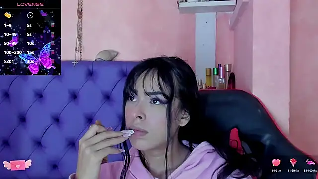 Cloeandtyfanny online show from 01-09-25, 06:48