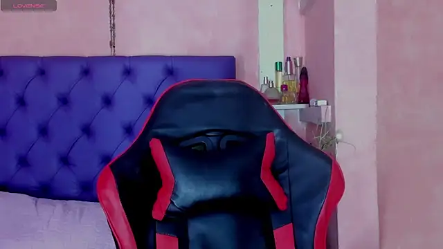 Cloeandtyfanny online show from 01-26-25, 02:56