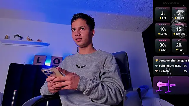 Issac james  online show from 02-21-25, 10:39