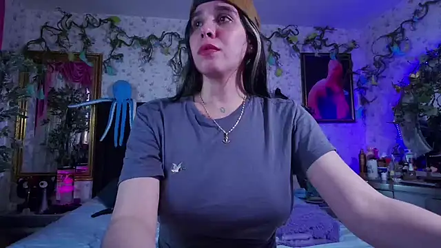 Elizabeth77  online show from 01-16-25, 07:20