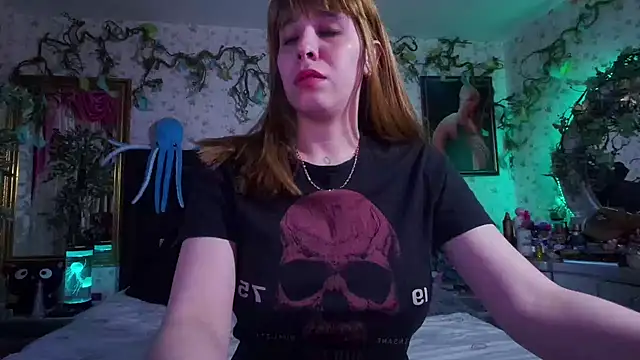 Elizabeth77  online show from 02-03-25, 10:14