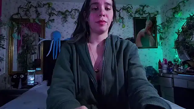 Elizabeth77  online show from 02-10-25, 10:09