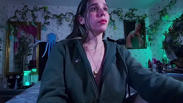 Elizabeth77  online show from 02-10-25, 09:58