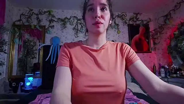 Elizabeth77  online show from 03-04-25, 10:24