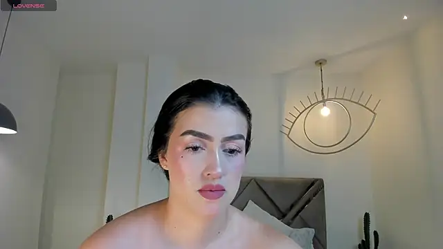 PaulinaSantos  online show from 03-11-26, 08:04