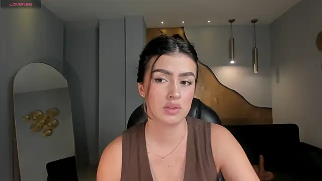PaulinaSantos  online show from 05-21-26, 06:26