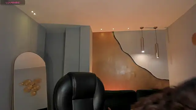 PaulinaSantos  online show from 05-22-26, 08:25
