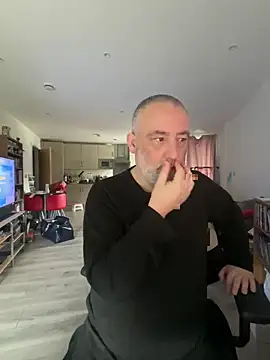 LondonTeffy online show from 03-24-26, 09:36