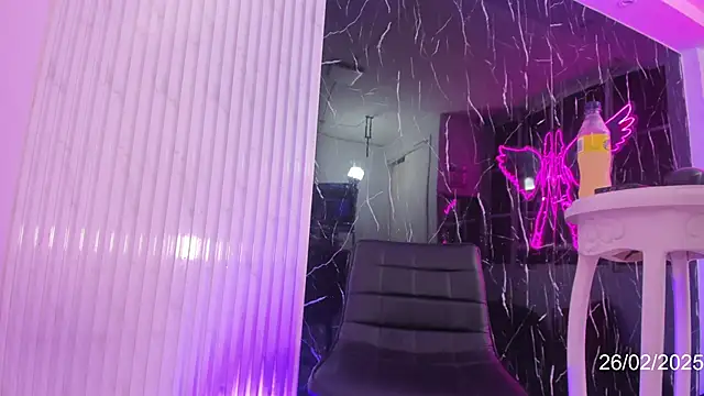 Mell Saenz online show from 02-26-25, 05:31