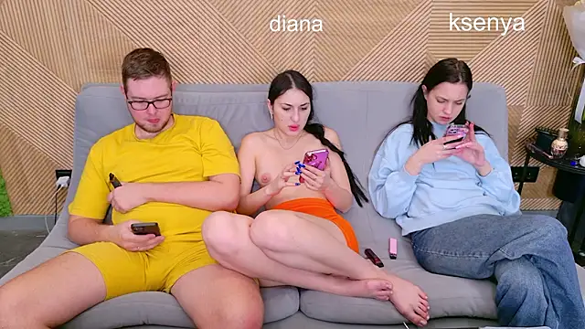 Snapshot of Ksenny chatting on 02-28-26, 05:19 Ksenny online show from 02-28-26, 05:19