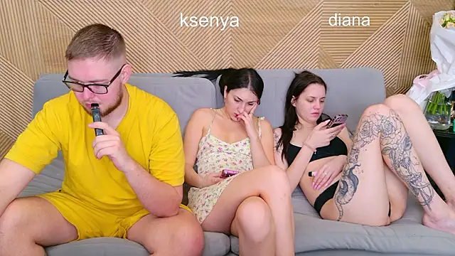 Snapshot of Ksenny chatting on 03-16-26, 05:44 Ksenny online show from 03-16-26, 05:44