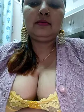 Dianaa9 online show from 12-29-24, 04:51